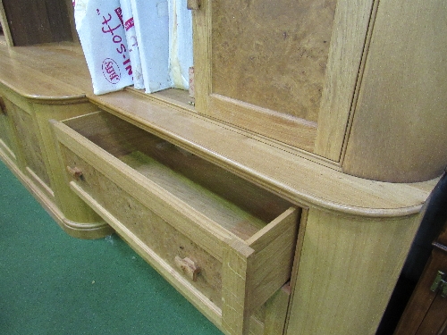 Oak & burr wood low storage unit, in 3 parts (plus large display cupboard unit above, if - Image 5 of 7