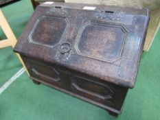 Oak log box & a brass mounted desk blotter, 64cms x 38cms x 46cms. Estimate £30-50
