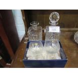 2 Edinburgh crystal decanters (one without stopper) & 2 lead crystal brandy balloons. Estimate £20-