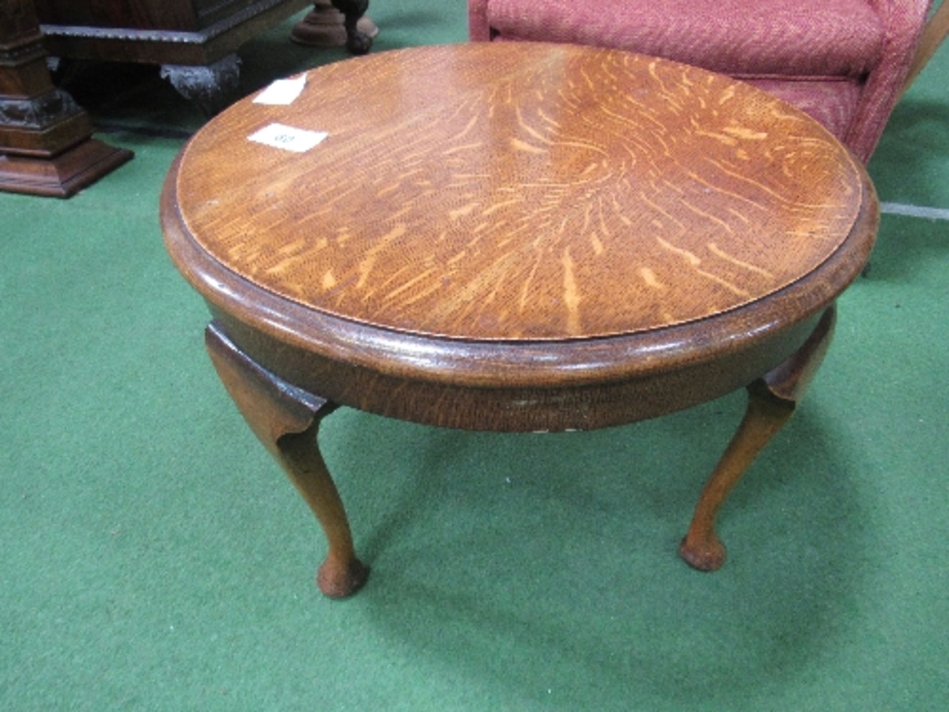 Oak circular coffee table, diameter 58cms, height 40cms. Estimate £10-20