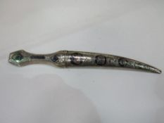 Middle Eastern silver Niello dagger. Estimate £50-60