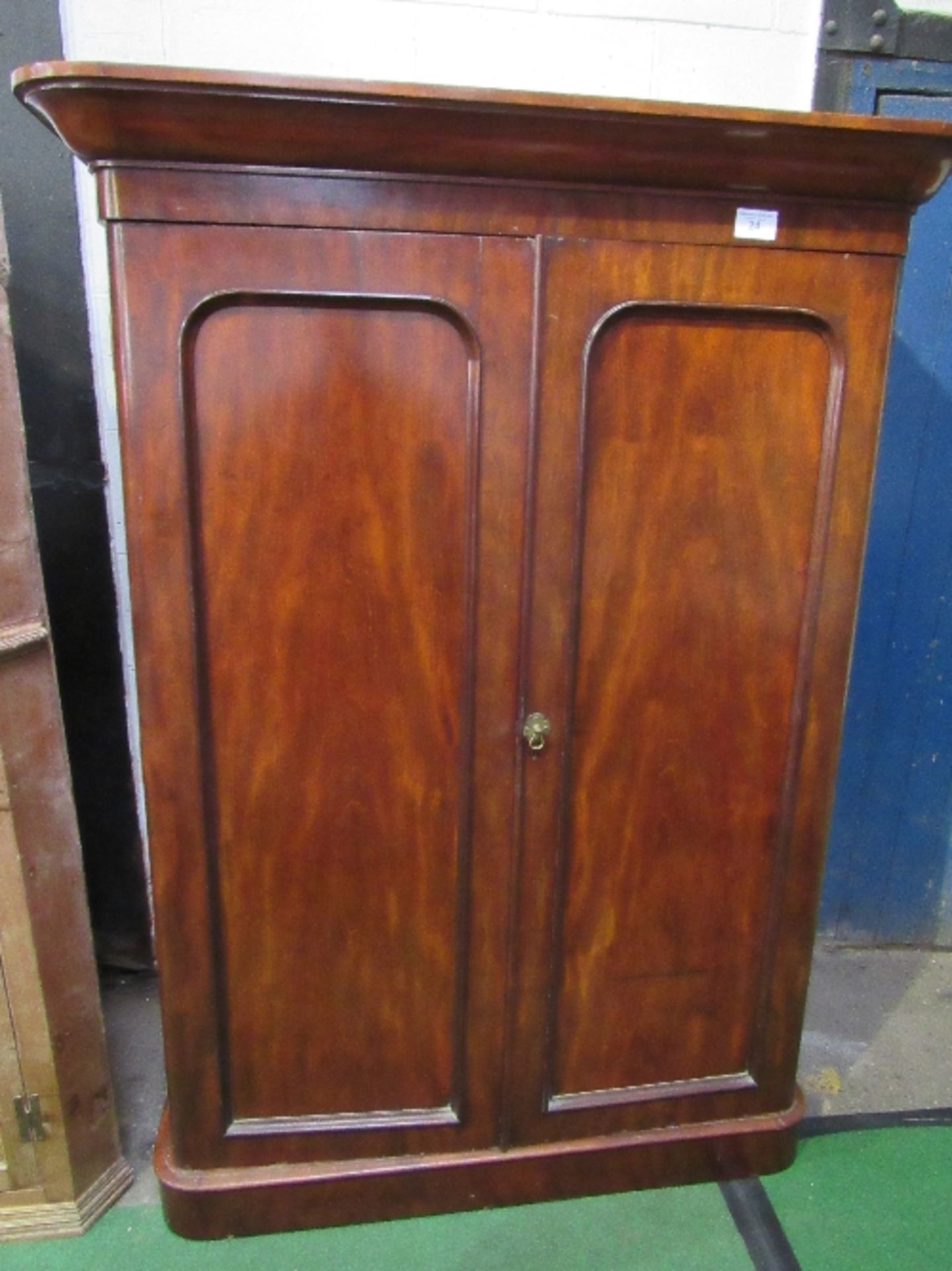 Victorian mahogany wardrobe with 4 interior sliding shelves, 107cms x 56cms x 183cms. Estimate £80-