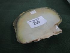 Medium natural oyster shell, 15cms. Estimate £20-30