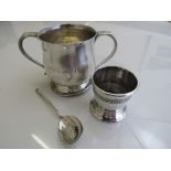 Silver hallmarked 2 handled cup, Birmingham 1932, inscribed Isobell Jane Mimmo, weight 5oz, height