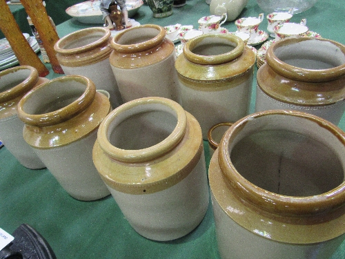 11 various salt-glazed pots. Estimate £20-30 - Image 2 of 2