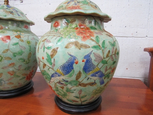 A pair of oriental style table lamps. Estimate £30-50 - Image 2 of 3