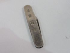 Sheffield sterling silver pocket knife. Estimate £25-35