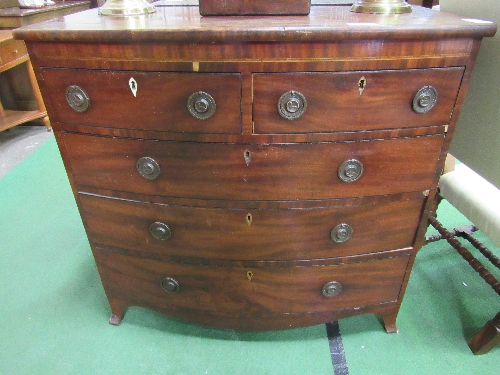 Victorian mahogany bow front chest of 2 over 3 graduated drawers, 110cms x 58cms x 106cms. - Image 2 of 4