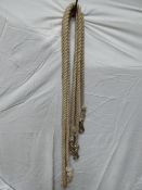 Four white halter ropes with whitemetal clips