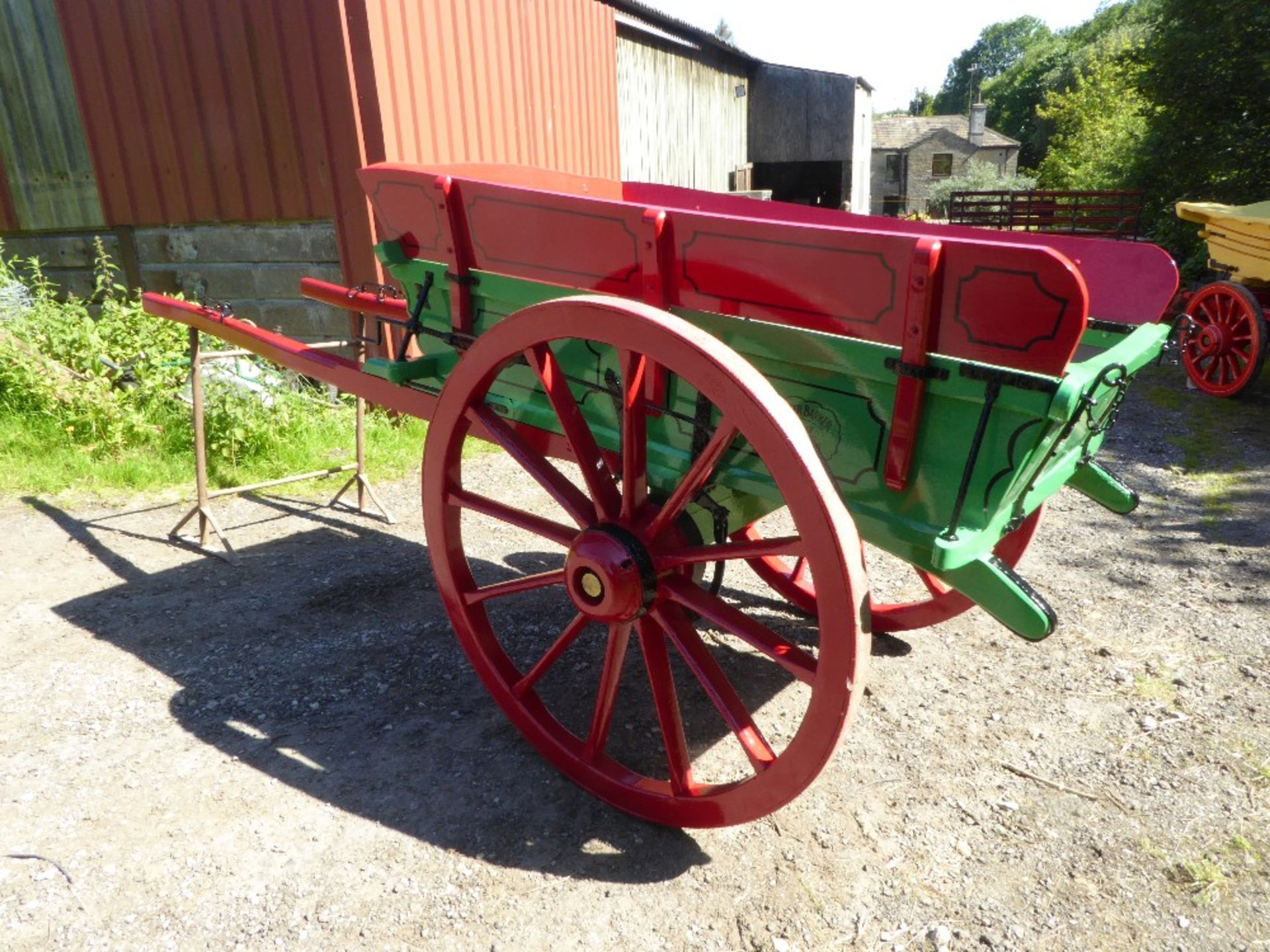 Slaithwaite Cart, the body is painted green with red side board and undercarriage, all decorated - Image 4 of 7