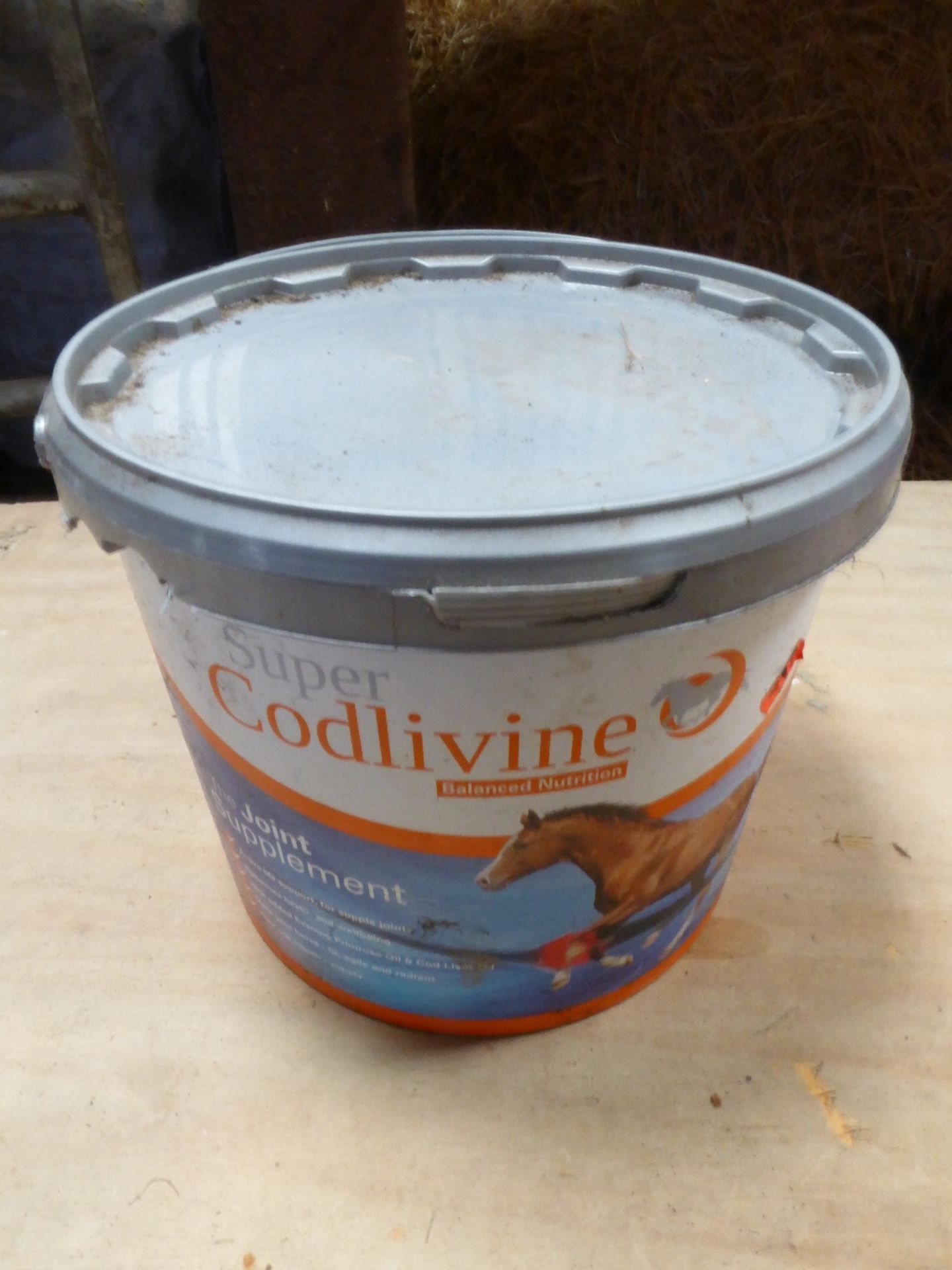 Bucket of Super Codlivine food supplement, 2.5kgs - Image 2 of 2
