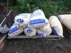 6 sacks of wood flour