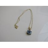 9ct gold, purple & pale blue stone flower pendant on 9ct gold chain, weight 1.9gms. Estimate £20-30