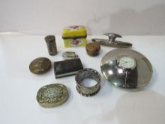 Bag of assorted small items including: desk clock; silver mounted nail buffer; 2 tortoise shell