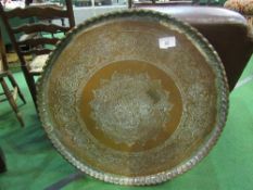 Large Middle Eastern Islamic design copper tray, diameter 86cms. Estimate £20-40