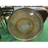 Large Middle Eastern Islamic design copper tray, diameter 86cms. Estimate £20-40