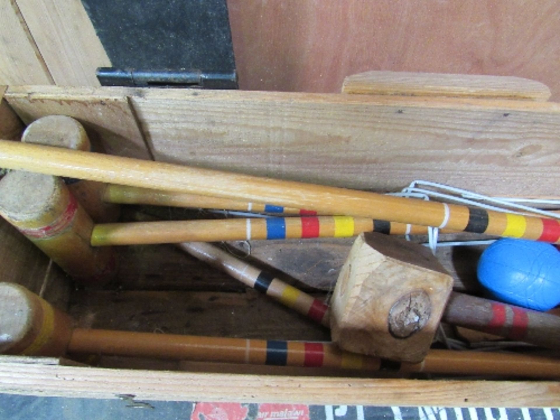 Boxed child's croquet set. Estimate £20-40 - Image 2 of 3