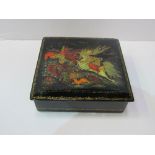 A hand painted Russian lacquer box. Estimate £50-70