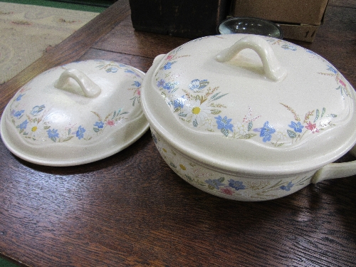 Poole Pottery part dinner service, 7 pieces. Estimate £20-30 - Image 3 of 3