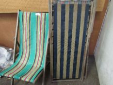 6 vintage deck chairs. Estimate £30-50