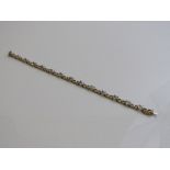 9ct gold, aquamarine & diamond bracelet, length 18.5cms. Estimate £300-350
