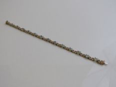 9ct gold, aquamarine & diamond bracelet, length 18.5cms. Estimate £300-350