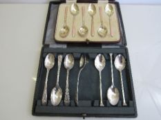 4 silver teaspoons, London 1899; 3 silver teaspoons, Birmingham 1925, total weight 2.3oz & leather