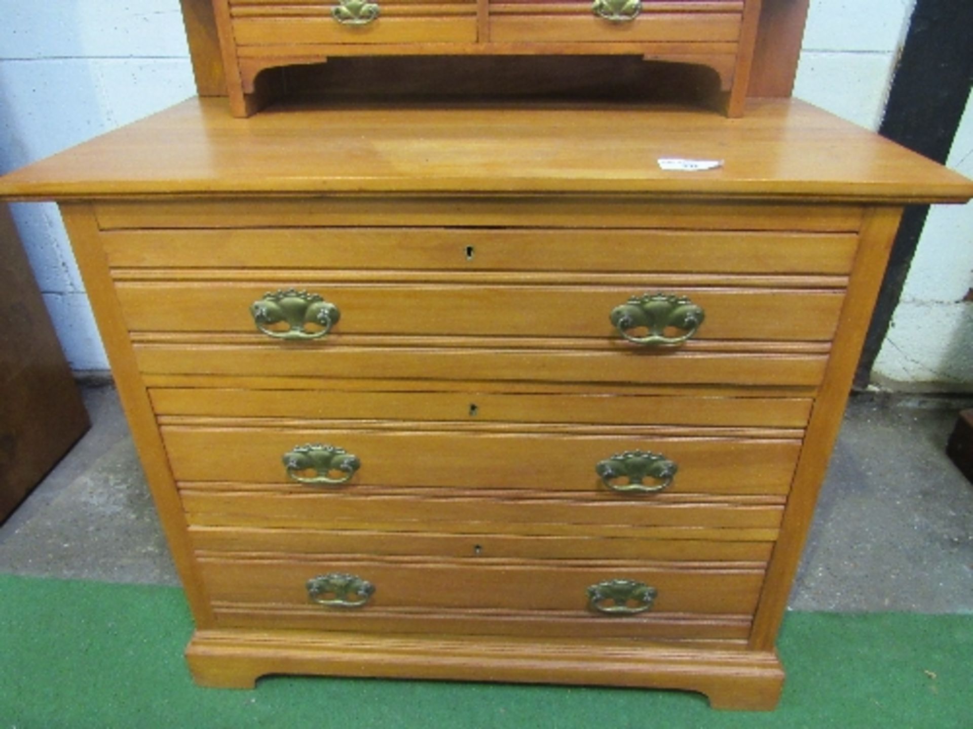 Art Deco style dressing chest with mirror over 2 drawers & 3 drawers to chest, 100cms x 54cms x - Image 2 of 4