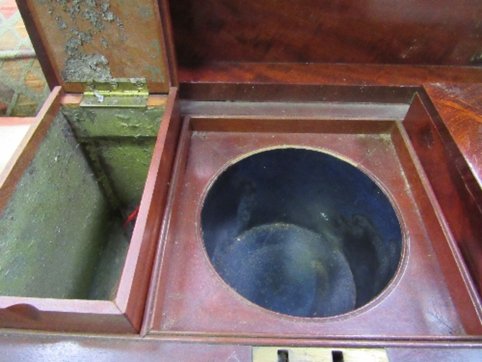 Mahogany tea caddy - 2 containers (bowl missing). Estimate £40-60 - Image 3 of 3