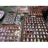 Large collection of collectable thimbles. Estimate £10-20