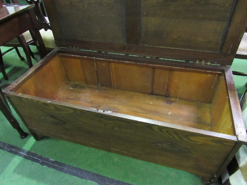 1930's Deco period vintage wooden blanket box, 109cms x 49cms x 45cms. Estimate £30-50 - Image 3 of 4