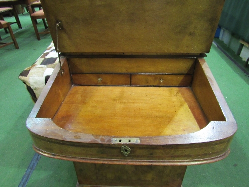 18th century walnut Davenport with lidded stationery holder, leather skiver to lifting lid & 4 - Image 3 of 9