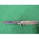 Horn handled sheath knife. Estimate £10-20