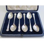 Cased set of 6 silver teaspoons, London 1943, weight 2oz. Estimate £20-30