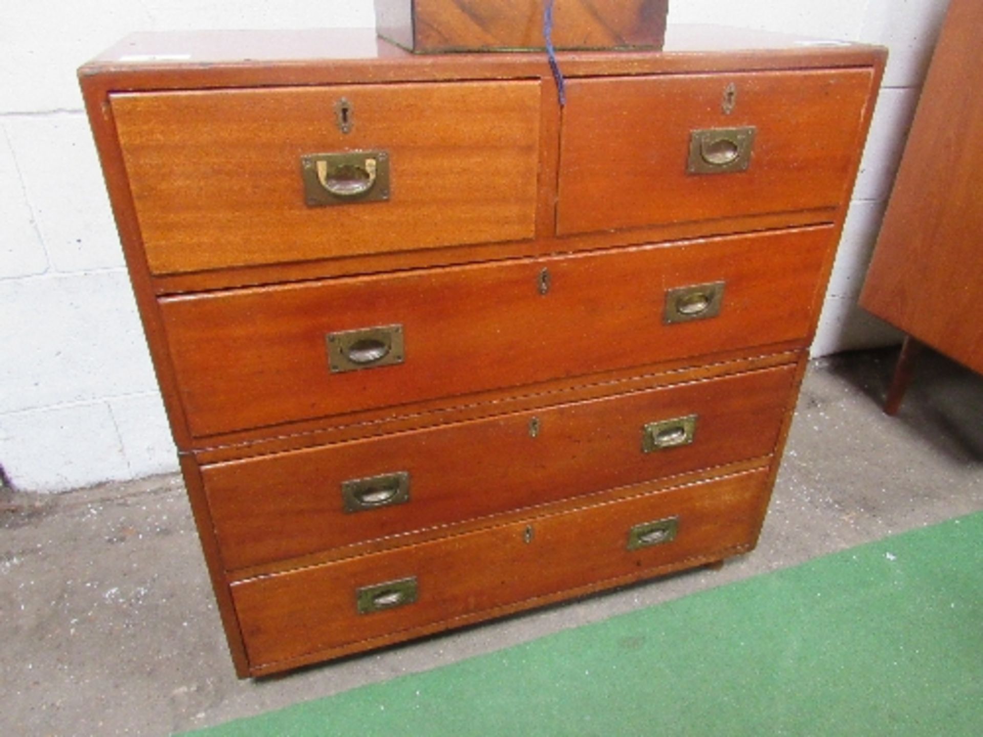 Mahogany military-style chest of 2 over 3 drawers, brass handles, divides through middle, 92cms x