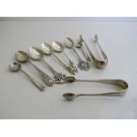 5 silver teaspoons; 2 silver condiment spoons & 2 silver sugar tongs, total weight 4oz. Estimate £