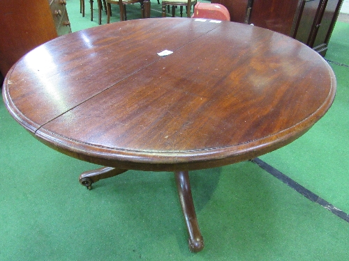 Mahogany circular tilt-top table on heavy turned column to 3 scrolled feet with caster, 122cms - Image 3 of 3