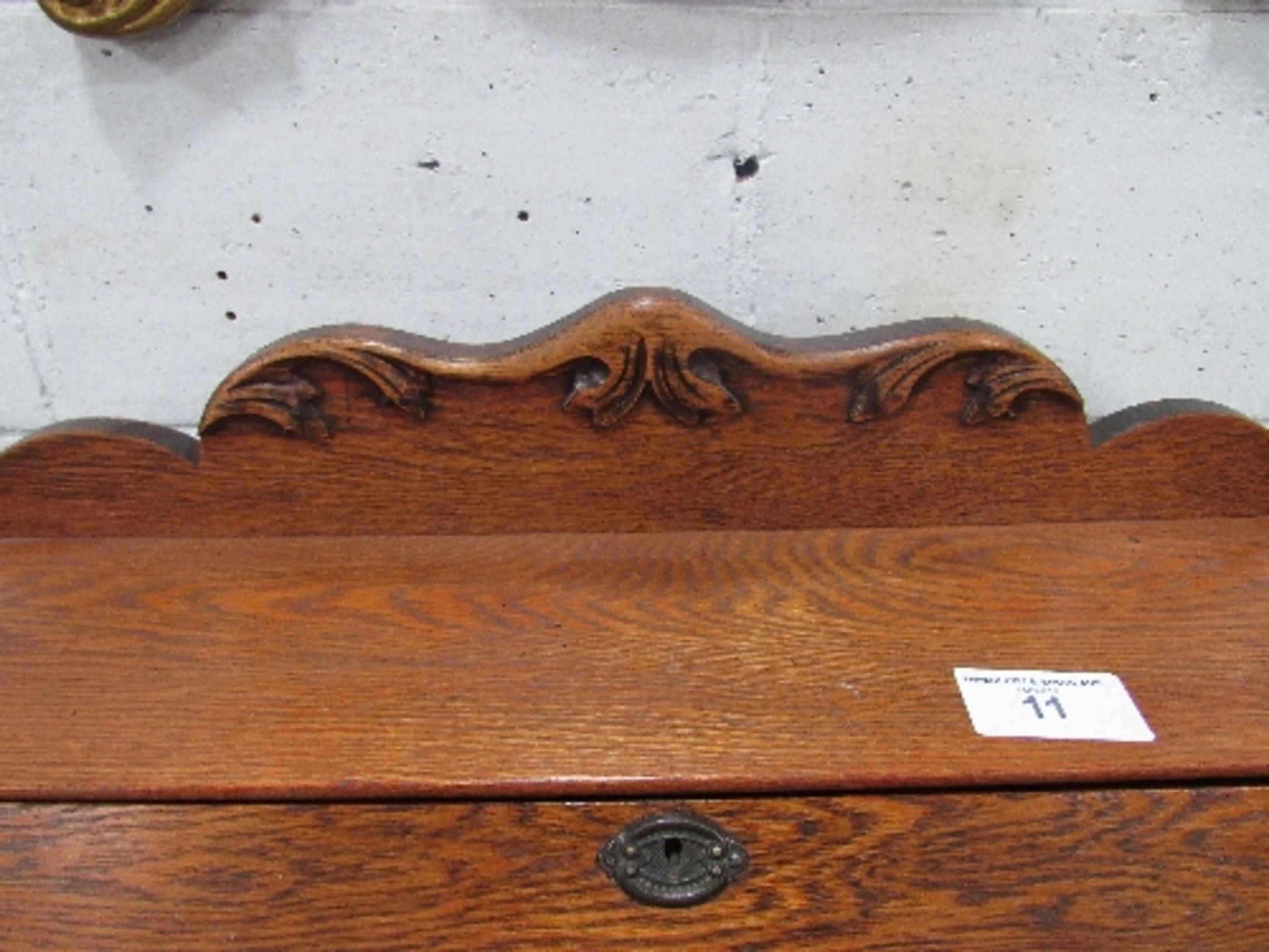 Oak Arts & Crafts style bureau with frieze drawer & shaped shelf to base, 70cms x 35cms x 107cms. - Image 4 of 4