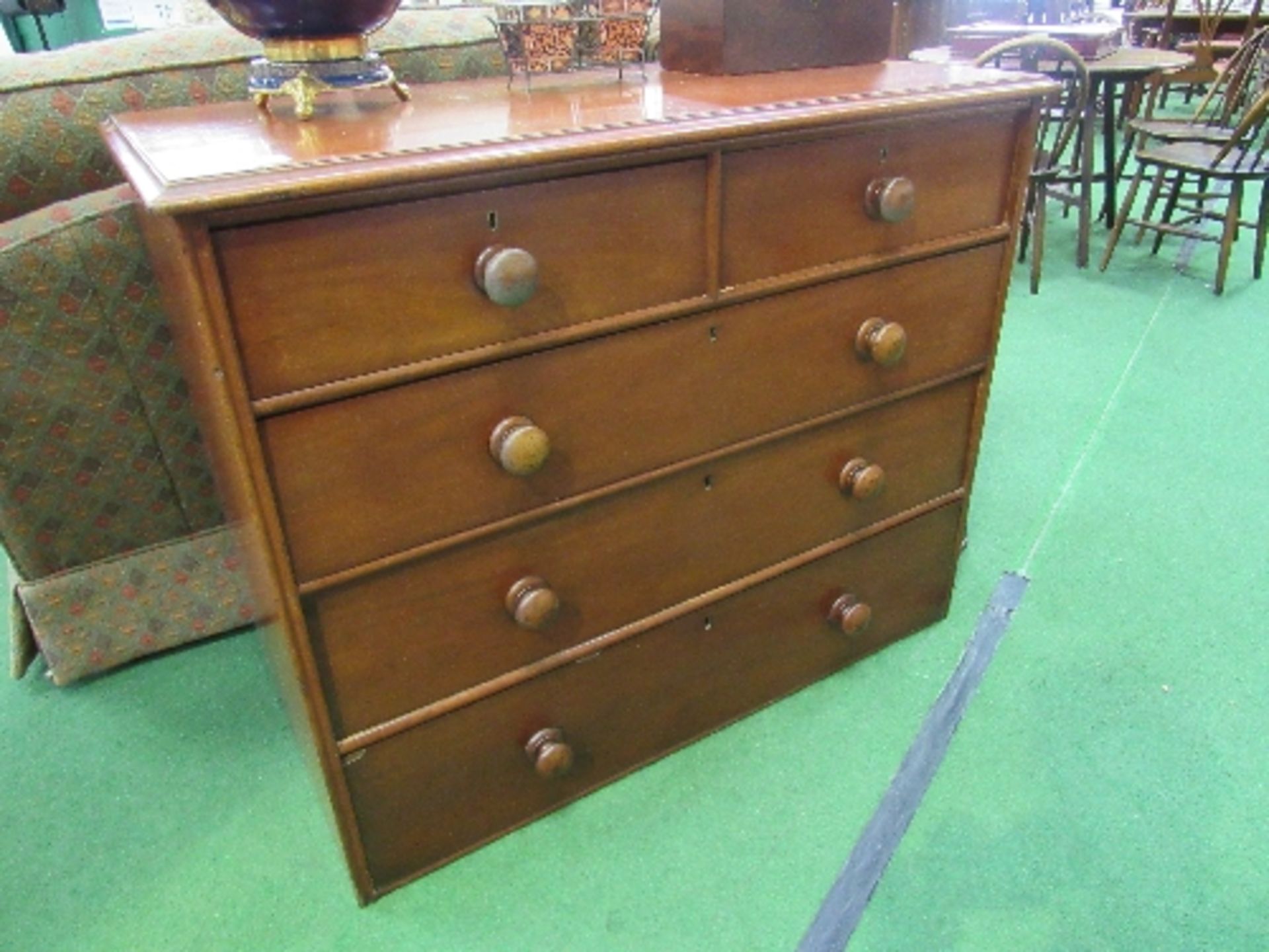 Mahogany chest of 2 over 3 drawers with bun handles. Estimate £100-120