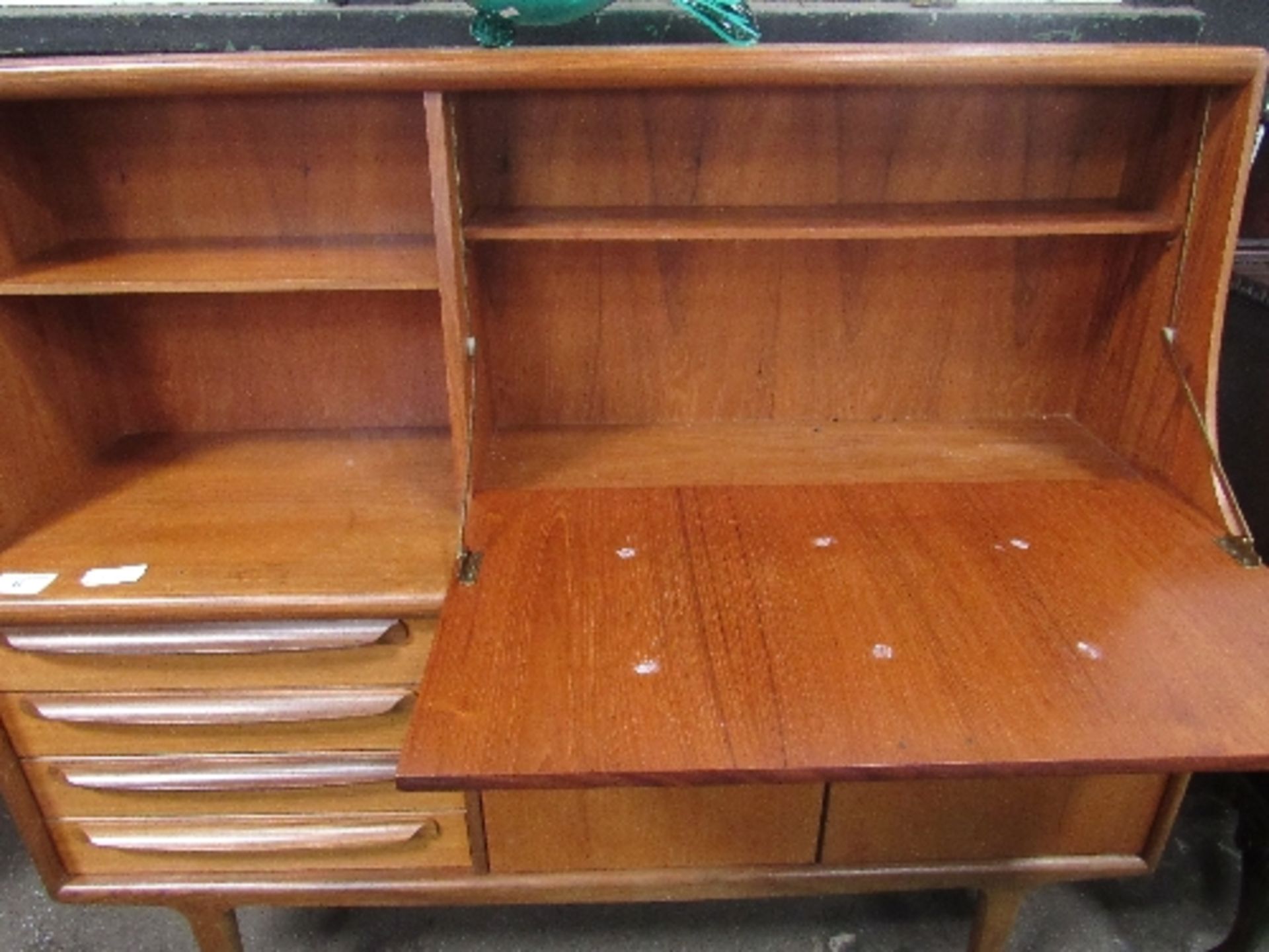 1970's hardwood sideboard/drinks cabinet by Younger, 145cms x 46cms x 132cms. Estimate £50-80 - Image 3 of 5