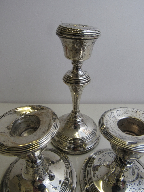2 pairs short hallmarked silver candlesticks, and 1 other silver candlestick. Est 20-30 - Image 4 of 4