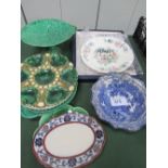 Aynsley plate, and quantity of other plates. Est 20-30