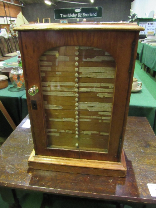 Pine microscope display cabinet, 21 drawers over 1 large drawer, carrying handle, 31 x 33 x 41cms.