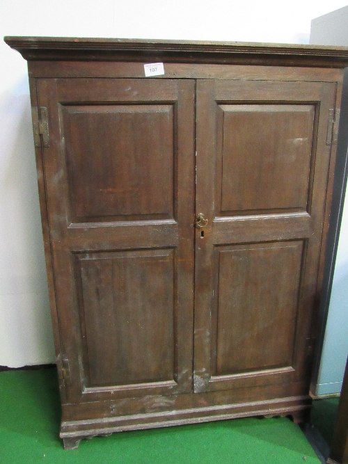 Oak double door cupboard, 122 x 60 x 162cms. Estimate £50-80