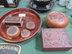 6 Oriental wooden items. Est 10-20