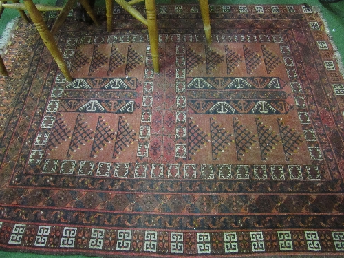 Aztec patterned wool rug, 191 x 143cms. Estimate £20-30