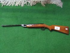.177 break barrel air rifle made in Czechoslovakia. Estimate £50-80