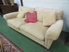 Large corded 3 seat sofa, approx 202cms in length. Estimate £20-30