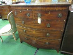 Victorian mahogany bow fronted chest of 2 over 3 graduated drawers, 110 x 58 x 106cms. Estimate £