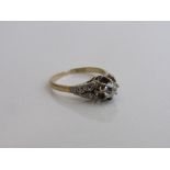 18ct gold & platinum old cut diamond ring, approx 0.5 carat of diamonds, size M, weight 2.7gms.